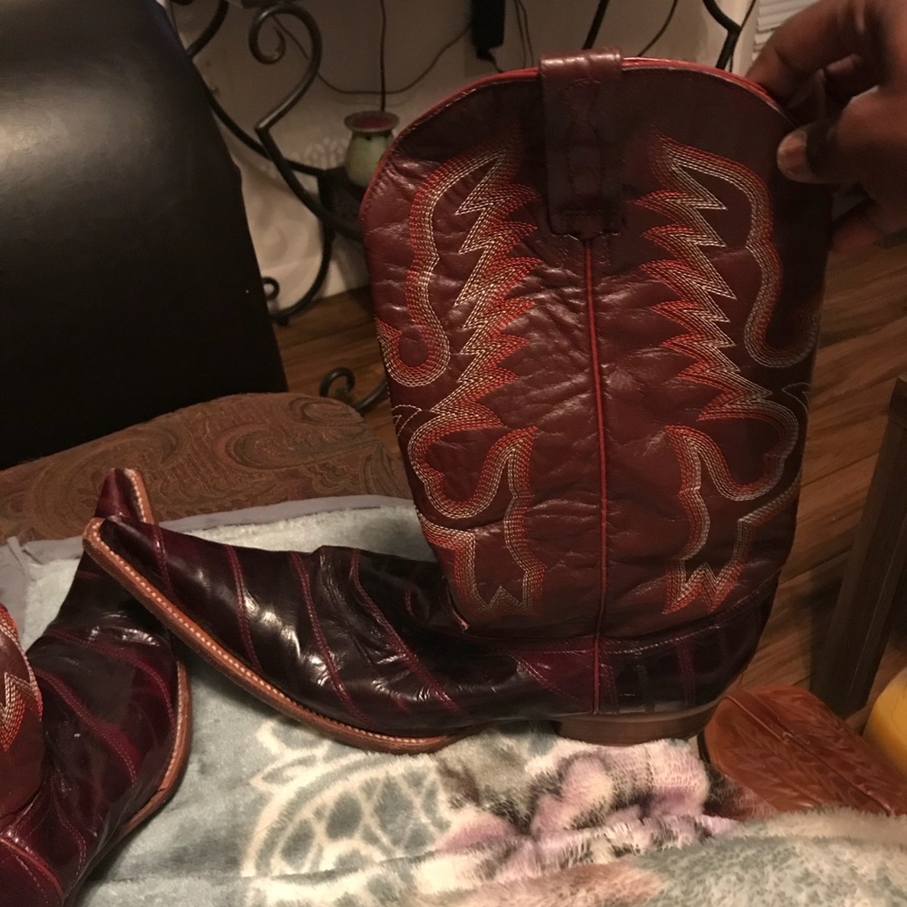 Magenta cow boy square tip cowboy boots